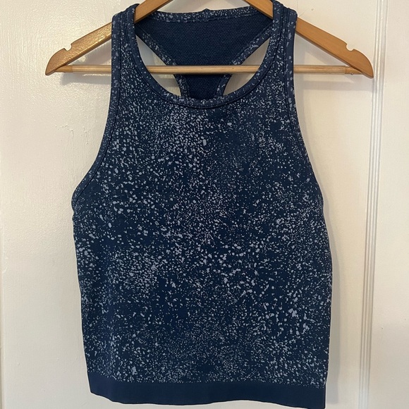 High Neck Ebb to Street Cropped Tank. - Picture 5 of 7